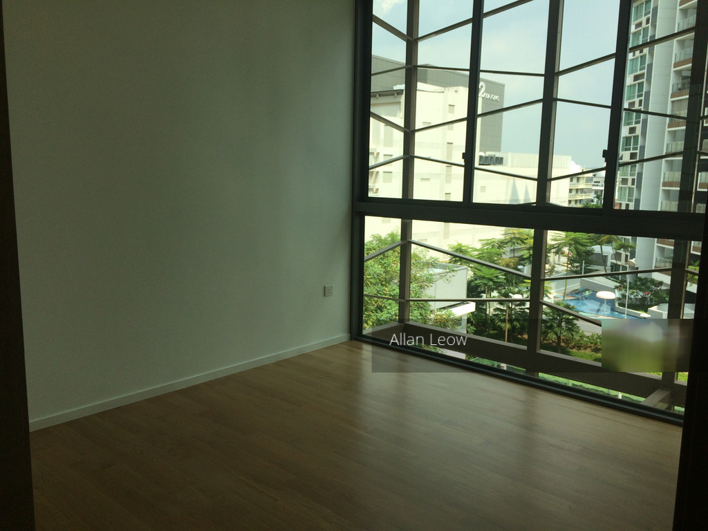 Marine Blue (D15), Condominium #198115292
